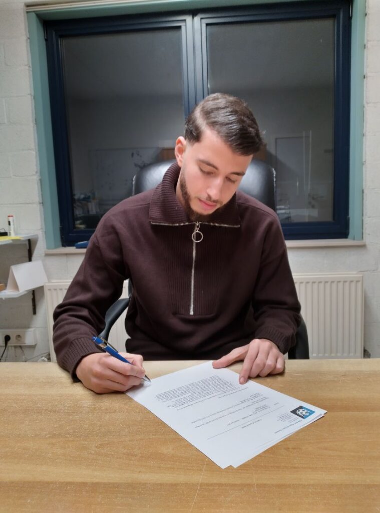 Abdel verlengt zijn contract